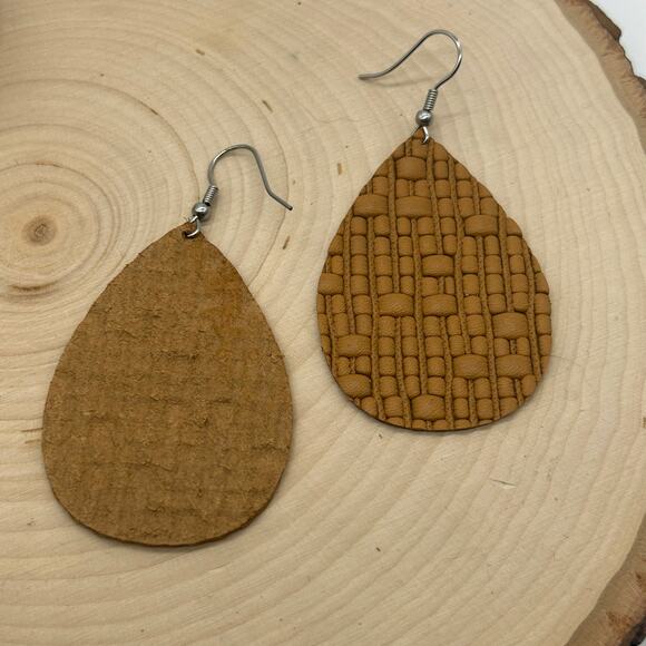 Lightweight Genuine Leather Camel Brown Weave Teardrop Earrings - Picture 4 of 4